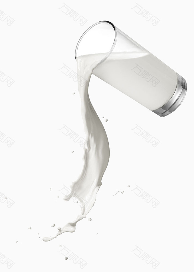杯子里倒出来的牛奶
